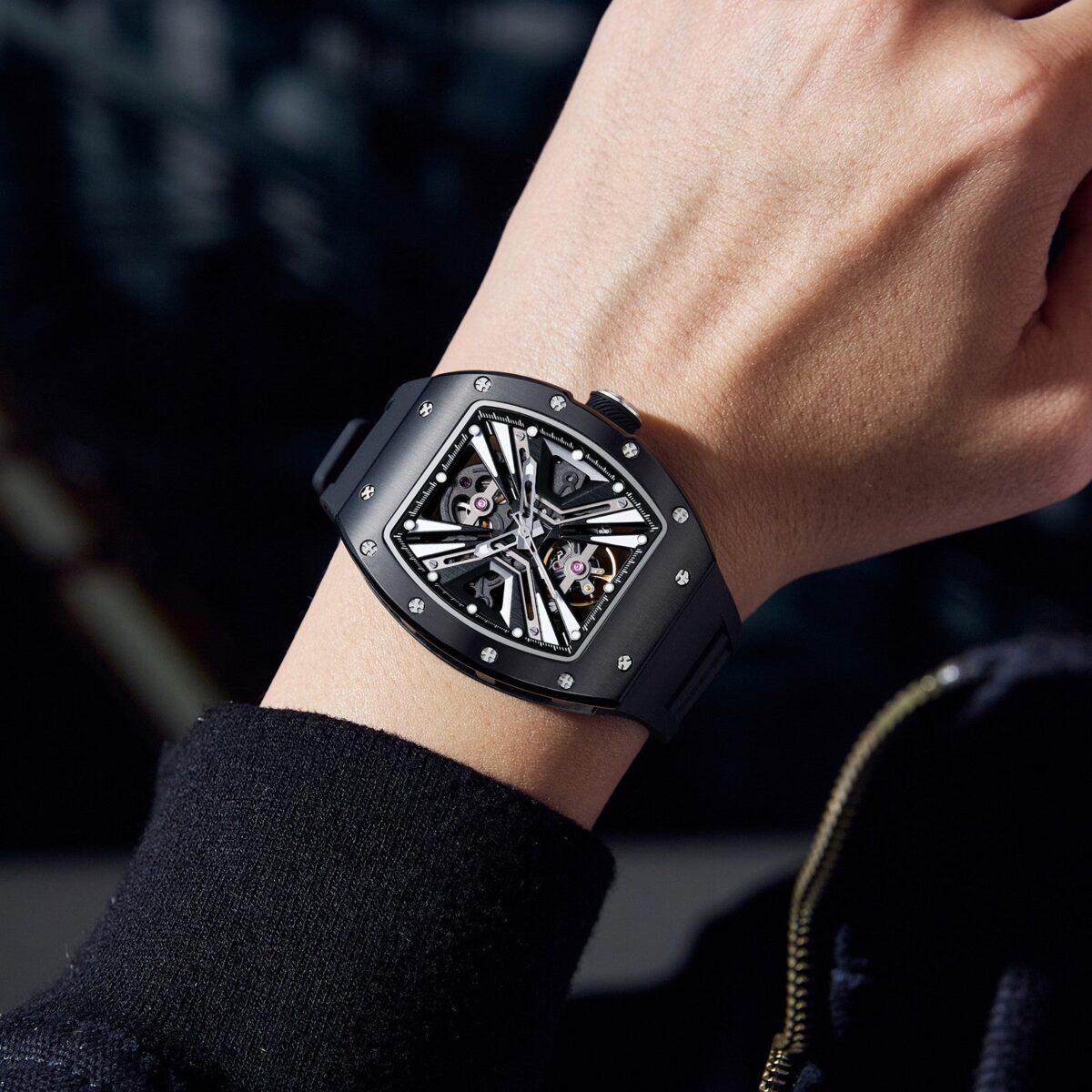 Tonneau 35 Rafa Sport | Automatic Watch – 42mm