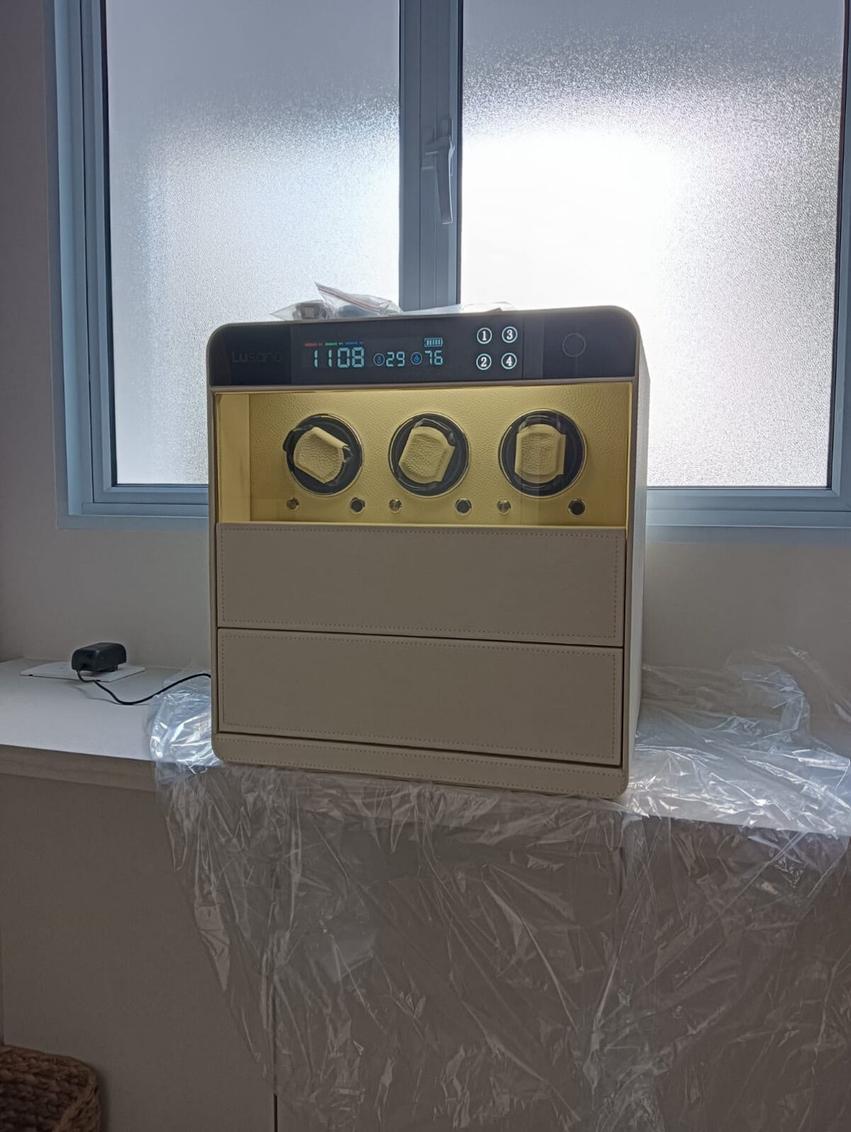 CrownSafe 3 | 3-Watch Automatic Winder – Safe Enclosure