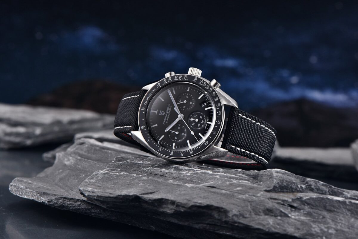 Moon Chronograph Textile | Reloj Cronógrafo de Cuarzo – 42mm