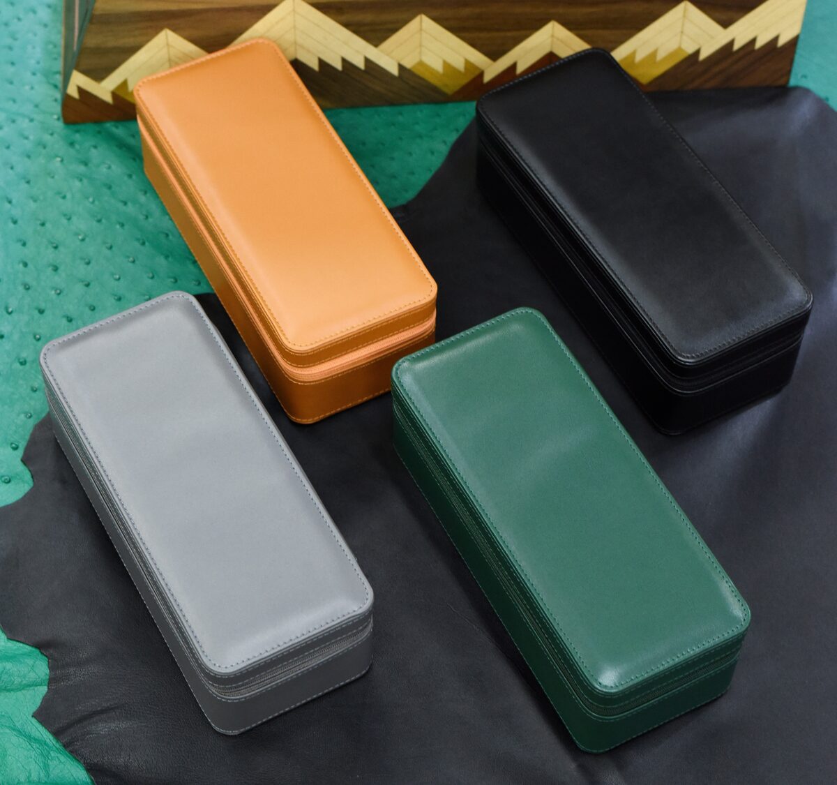 Voyager 4 | Étui de Voyage Compact pour Montres – Pour 4 Montres