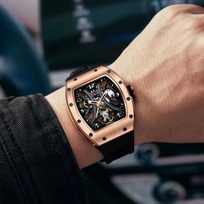 Tonneau 55 Sport | Automatic Watch – 42mm