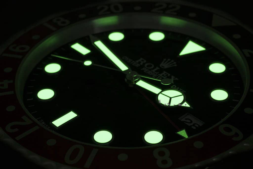 Emerald Diver Green | Luxury Wall Clock – Green Bezel Style