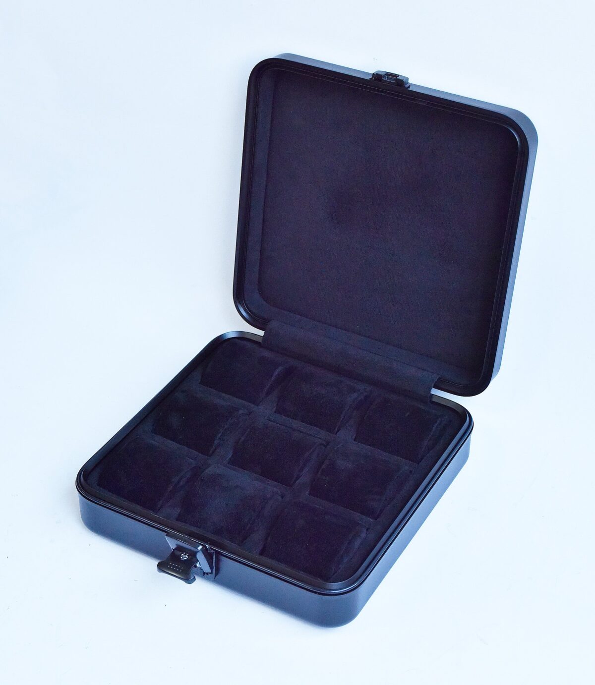 AeroVault Black | 9-Slot Watch Box – Aluminum